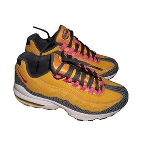 2013 Nike Air Max 95 Gold/Pink/Anthracite Running Shoes! Size 5.5Y